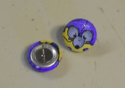 Rattie Button Earrings 1